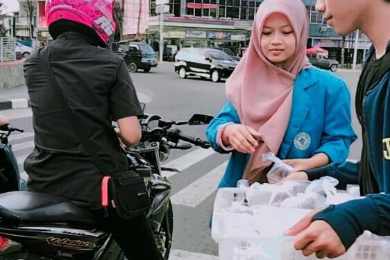 Semarak Ramadhan, FORMAJA Kembali Turun Kejalan Bagi-bagi Takjil Gratis