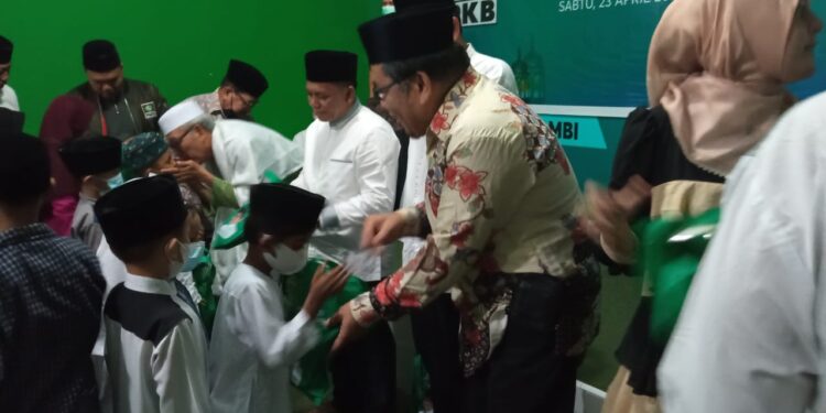DPW PKB Jambi Gelar Buka Bersama dan Santuni Puluhan Yatim Piatu