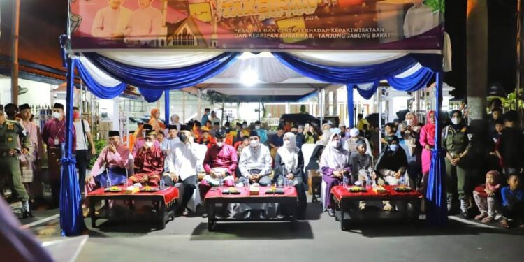 Masyarakat Kualatungkal Sambut Antusias Festival Pawai Takbiran Idul Fitri 1443 H