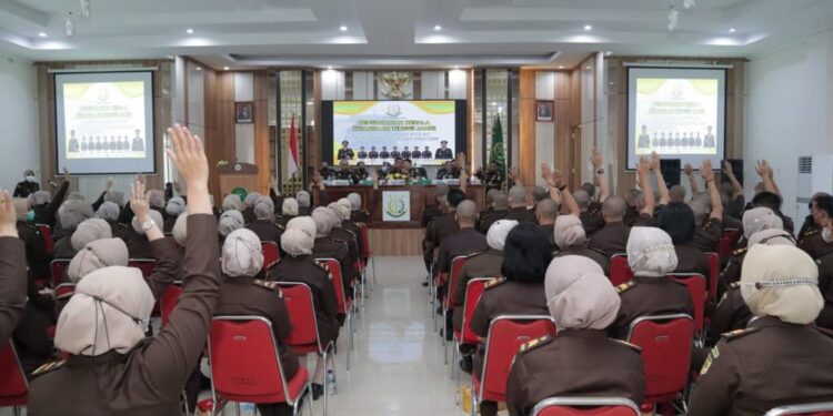 Kajati Jambi Beri Arahan Pada 106 Adhyaksa Muda
