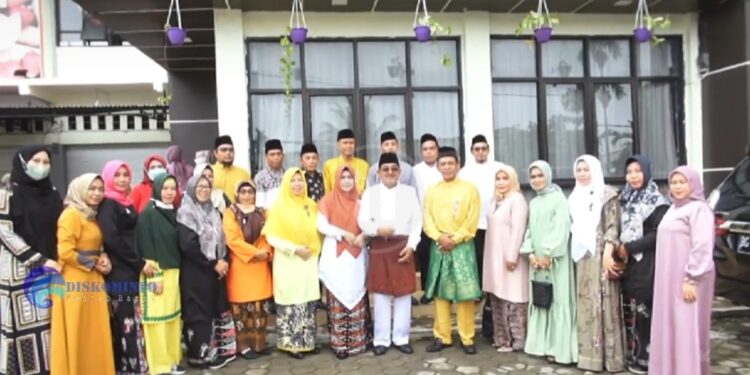 Hadiri Acara Halal Bihalal Dekranasda, Bupati Didampingi Ketua TP-PKK