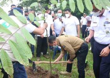 Al Haris Ajak Masyarkat Terus Menjaga Kebersihan Sungai Batanghari