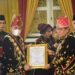 Ketua DPRD Provinsi Jambi Edi Purwanto Dianugerahi Gelar LAM Jambi “Datuk Andiko Putro Jayo Siasah Alam”