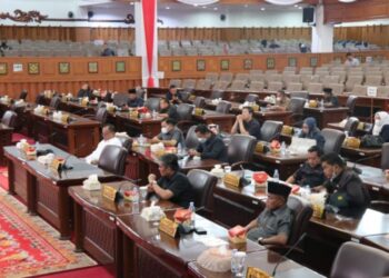 DPRD Provinsi Jambi Desak Gubernur Jambi Evaluasi Kepala OPD