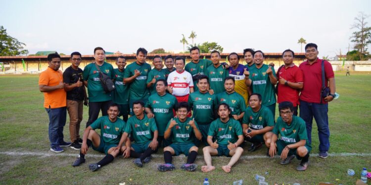 AL HARIS: PIALA SANTRI AJANG PENCARIAN TALENTA BERBAKAT