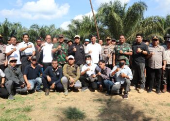 Ketua DPRD Edi Purwanto Dampingi SAD 113 Patok 750 Ha Lahan Di Areal PT BSU