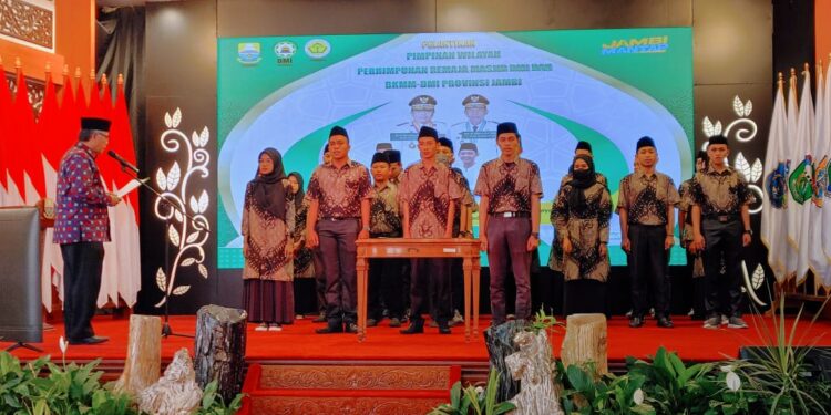 Ardiansah P S.Sos dilantik sebagai Remaja Masjid Provinsi Jambi