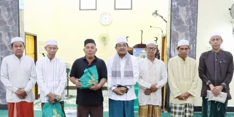 Anwar Sadat Kembali Laksanakan Safari Subuh di Masjid Darussalam Kelurahan Tungkal III