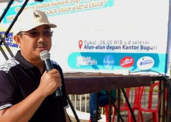Bupati Anwar Sadat Hadiri dan Serahkan Buku Tabungan Junior Program KEJAR BSI