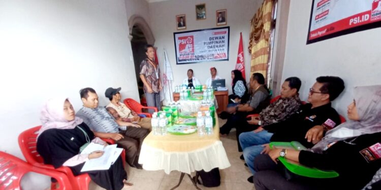 Laksanakan Verfak, Tim KPU dan Bawaslu Sambangi DPD PSI Tanjabbar