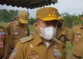 Al Haris Sematkan Pin Tolak Gratifikasi ke Kepala OPD