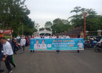 Hari Puncak Peringatan HKN ke 58, Dinkes Provinsi Jambi Gelar Jalan Santai Untuk Kesehatan Masyarakat