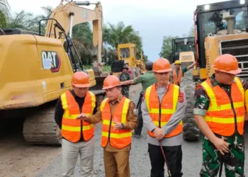 Gubernur Al Haris Buka Karya Bakti TNI Korem 042/Gapu 2022, Pembangunan Jalan Simpang Karmio-Kilangan