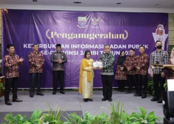 Penganugerahan Keterbukaan Informasi, Bawaslu Jambi Boyong 10 Penghargaan