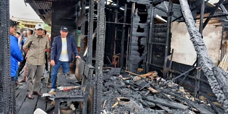 Bupati didampingi Wabup Tinjau Lokasi Kebakaran di Jalan Panglima