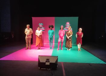 Erasmus Huis Datangkan Maas Theater en Dans Asal Belanda Ke Jambi, BullyBully: Apa kesamaan antara Balita dan Pemimpin Dunia?