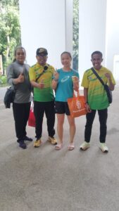 Violine Intan Puspita berfoto bersama Pelatih Pengprov PASI Jambi 