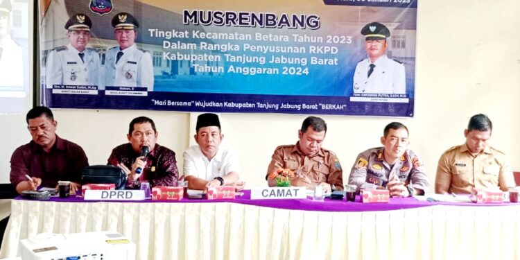 H Dullah Hadiri Musrenbang Tingkat Kecamatan Betara