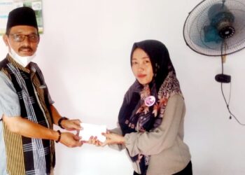 Wakil Ketua II DPRD Tanjabbar Anjangsana ke Rumah Perlindungan Lansia YMPC