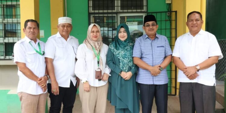 Kunjungan Silaturahmi ke YAPISTA Batam, Anwar Sadat Didampingi Ketua TP-PKK 