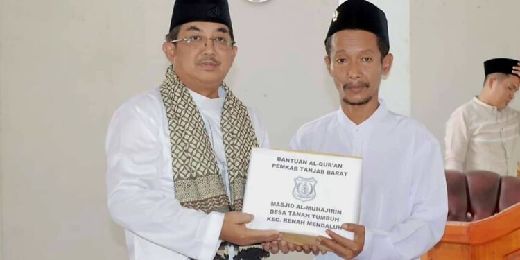Anwar Sadat Laksanakan Safari Jumat di Masjid Al-Muhajirin Desa Tanah Tumbuh