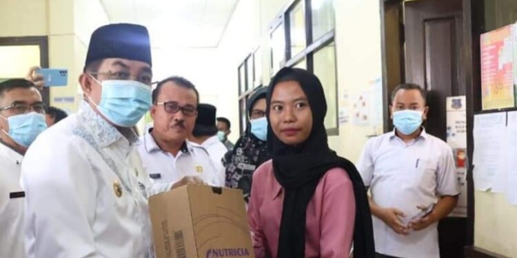 Demi Percepat Penurunan Angka Stunting, Anwar Sadat Lakukan Skema Jemput Bola