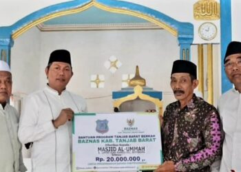 Hairan Hadiri Peringatan Isra Mikraj di Masjid Al-Ummah