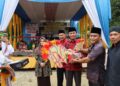 Kunjungi Paguyuban Krida Turonggo Seto dan Wahyu Budoyo, Ketua DPRD Edi Purwanto Berikan Satu Set Alat Musik Kesenian