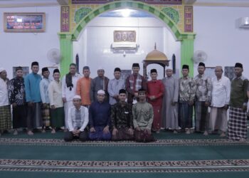 Ketua DPRD Provinsi Jambi Safari Ramadhan Perdana di Kasang Pudak