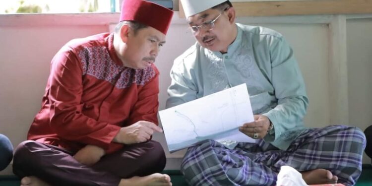 Bersama Bipati Ketua DPRD Tanjabbar Kunjungi Mushola Ar-Rahman Desa Pematang Lumut