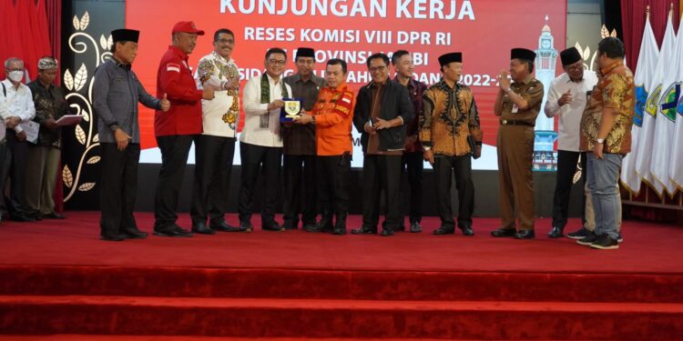 Gubernur Al Haris Terima Kunjungan Kerja Komisi VIII DPR RI