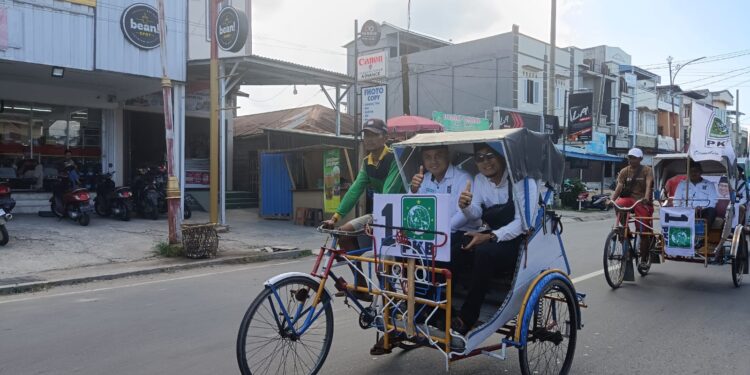 Puluhan Abang Becak Iringi DPC-PKB Tanjabbar Daftarkan Calegnya ke KPU