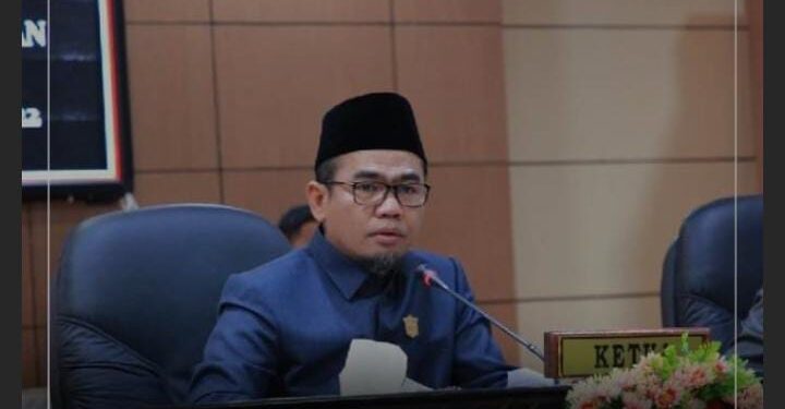 Semakin Terang, Ketua DPRD Kota Sungai Penuh Akan Segera Diganti