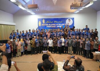Gubernur Al Haris : Alumni STIA-LAN RI Provinsi Jambi Harus Mampu Tunjukkan  Prestasi dan Dedikasi