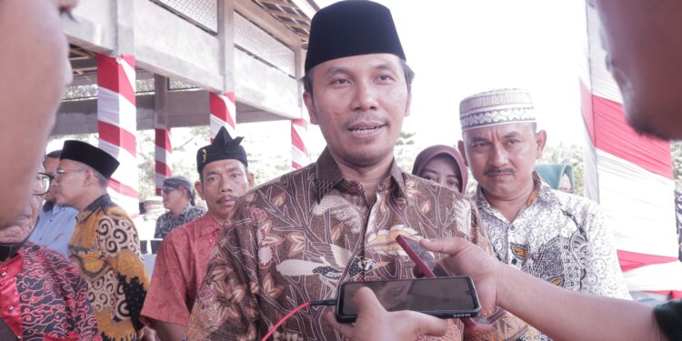 Halal BI Halal Di Merangin, Ketua DPRD Provinsi Jambi Edi Purwanto Himbau Penggiat Seni dan Budaya Terus Berkolaborasi Untuk Pembangunan Jambi