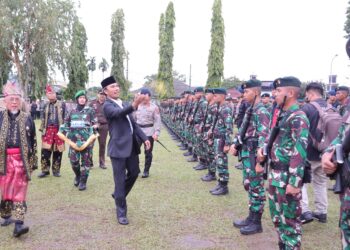 Hadiri Upacara Penyambutan Satgas Yonif Raider 142/KJ, Edi Purwanto Berikan Ucapan Selamat dan Rasa Syukur Kepada Prajurit