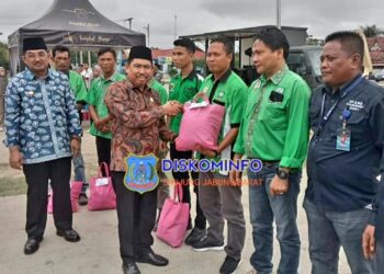Hadiri May Day, Ketua DPRD Harapkan Buruh Tanjabbar Lebih Sejahtera