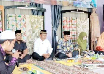 Bupati Anwar Sadat Didampingi Ketua Dekranasda Halal Bihalal Bersama Pengurus Dekranasda Tanjabbar