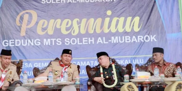 Hairan Dampingi Gubernur Jambi Resmikan MTs Soleh Al-Mubarok Desa Gemuruh