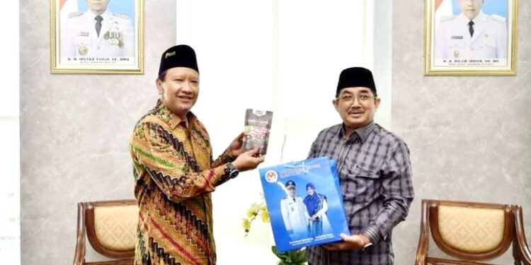 Anwar Sadat Laksanakan Kunjungan Studi Tiru ke Pemkab Pasuruan Terkait Pengembangan Ekraf