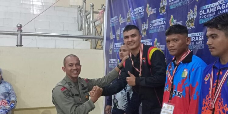Berkat Kegigihannya, Bripda Laurensius Sinambela Persembahkan Medali Emas dan Harumkan Nama Kesatuan di Porprov ke XXIII