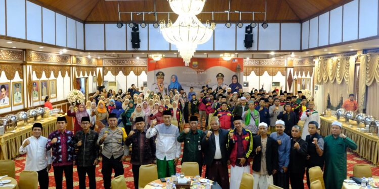 Abdullah Sani Lepas Kontingen Musabaqah Qiraatil Kutub Tingkat Nasional