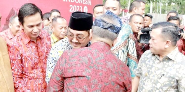 Bupati Anwar Sadat Hadiri Pameran Satu Hari Bersama Jambi di Jakarta 