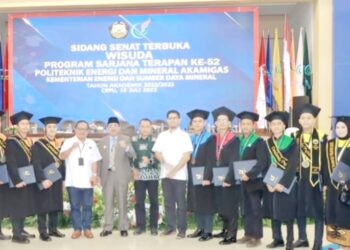 Bupati Anwar Sadat Hadiri Prosesi Wisuda Sarjana Terapan ke-52 PEM Akamigas TA 2022/2023