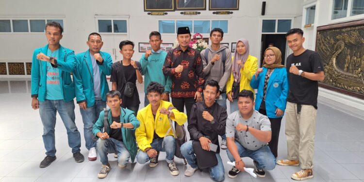 Forum Mahasiswa dan Pemuda Desa Sungai Bungur Minta DPRD Provinsi Jambi Bantu Selesaikan Penyerobotan Lahan Oleh PT PHL
