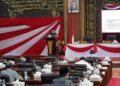 Gubernur Al Haris Sampaikan Jawaban Pemerintah Terhadap Pemandangan Umum Fraksi-fraksi DPRD  Provinsi Jambi