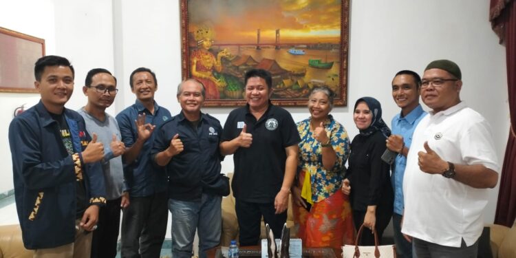 Herman Deru Pastikan Dukungan Mubes IWO 2023 di Palembang, Ketum IWO dan Ketua IWO Sumsel Apresiasi Gubernur Sumsel yang Mendukung Mubes IWO 2023 Palembang
