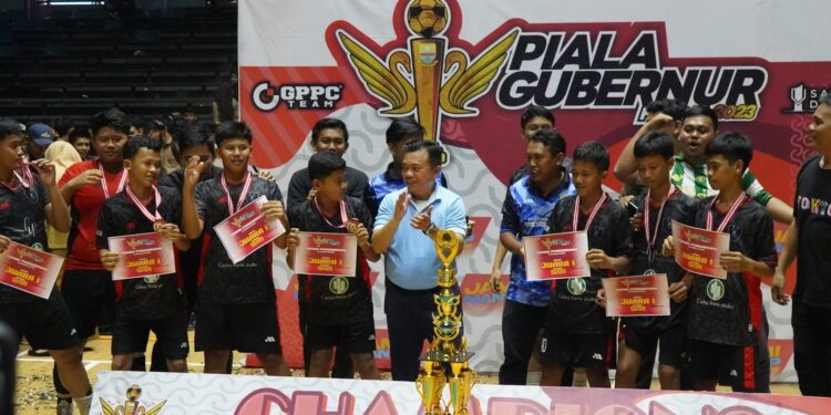 Tutup Turnamen Futsal, Al Haris Minta Para Pelajar Tetap Bangun Kekompakan