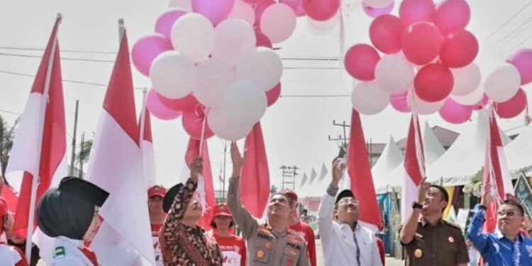 Bupati Anwar Sadat Resmikan Kegiatan Pencanangan Bulan Serengkuh Dayung Serentak ke Tujuan
