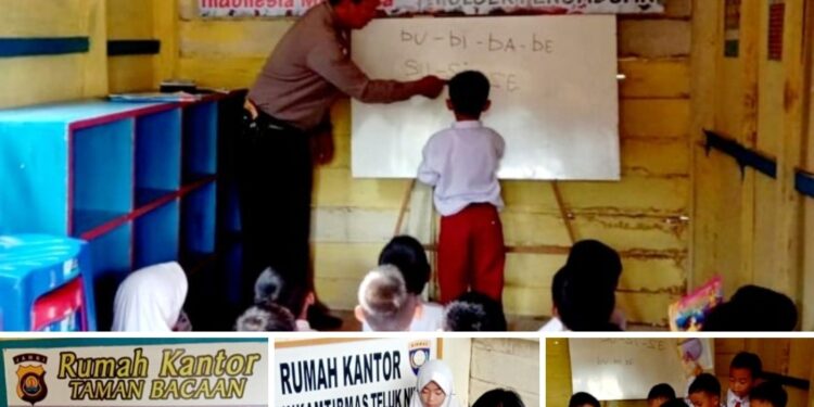 Di Taman Bacaan Rukan Bhabinkamtibmas Teluk Nilau, Aipda Ucen Bimbing Anak-anak Gemar Membaca